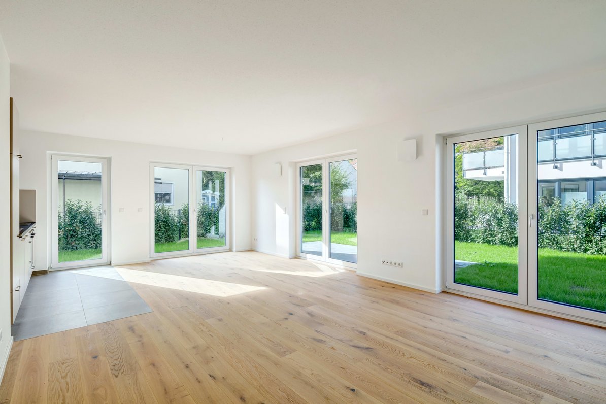 Bright 3-room garden apartment
