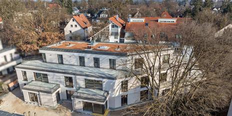 Neubau: Lichterfüllte 3-Zimmer-Wohnung mit Garten-Oase und Westausrichtung