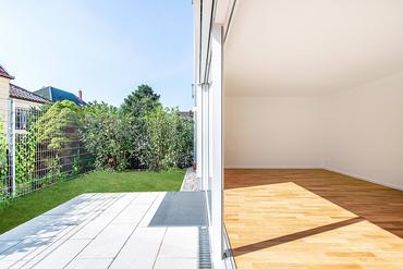 Newly built mid-terrace house in quiet family-friendly area