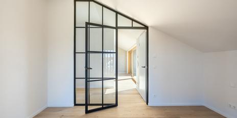 Newly built: Very charming, spacious 2-bedroom apartment with a sunny rooftop terrace and mountain views