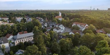 New construction: Sunny corner house with charming south-west garden
