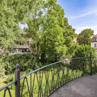 Balkon mit Gartenblick