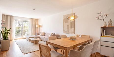Neuwertige 3-Zimmer-Wohnung mit Wintergarten und Balkon