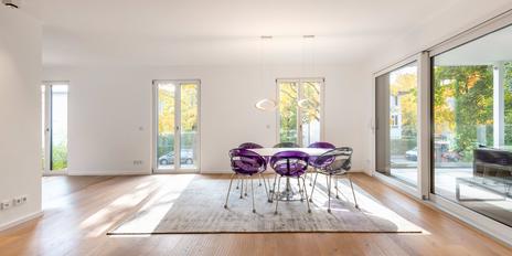 Neuwertige 4- bis 5-Zimmer-Wohnung mit exklusiver Ausstattung in eleganter Stadtvilla von 2017