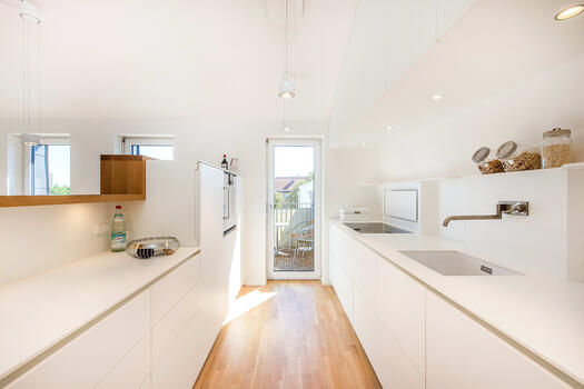 Custom made partially open carpenter kitchen