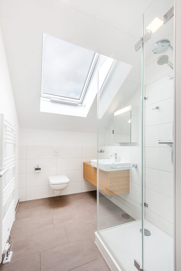 Children's shower bath