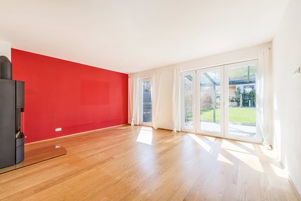 Living room with fireplace