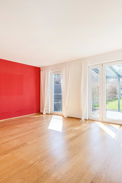 Wohnzimmer mit Kamin