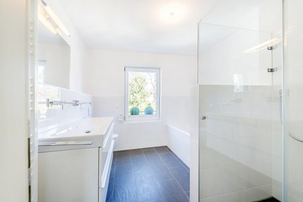 Bathroom with shower and tub