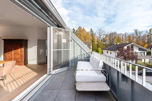 Relaxation oasis with southern exposure