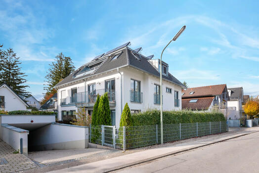 Town villa as good as new from 2019