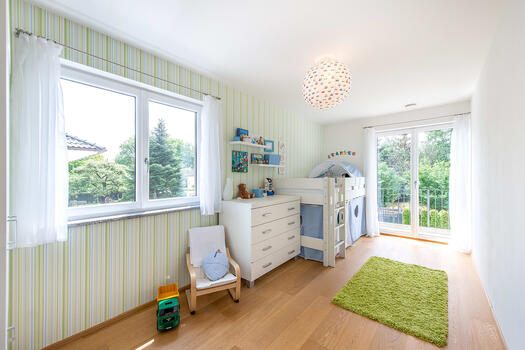Children's room with access to the balcony (OG)