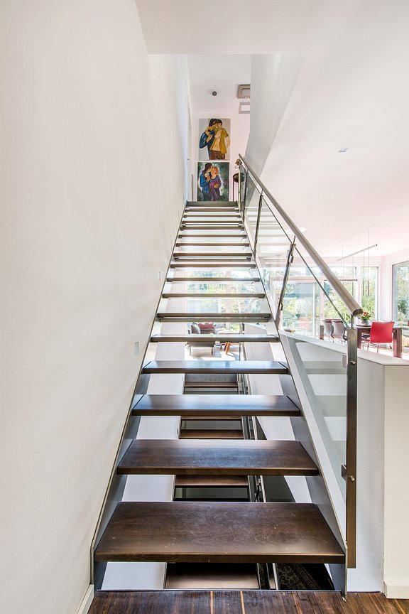 Transparent gestaltete Treppe