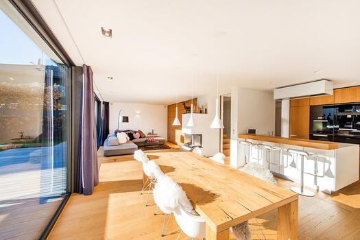 Living room dining area