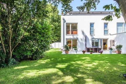 Einladender Gartenbereich in Südwestausrichtung