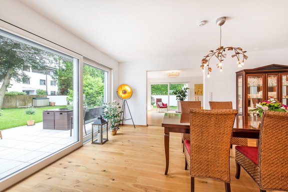 View from the dining room to the terrace and garden