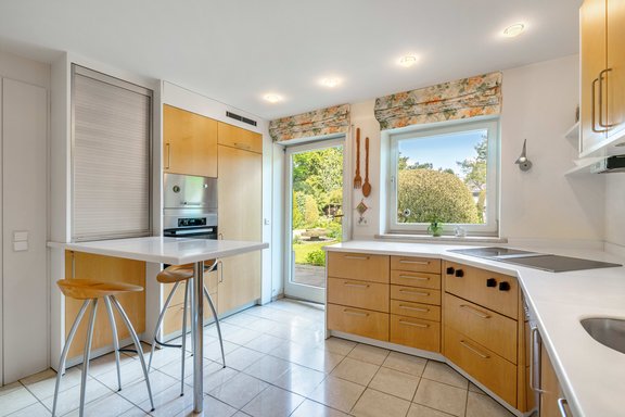Kitchen with dining area