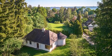 Above Lake Ammer: Attractive building lot on the outskirts of Schondorf