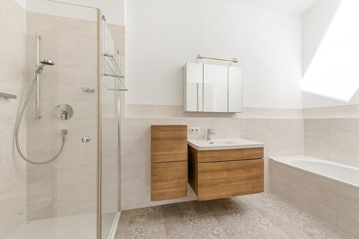 Geschmackvolles Ensuite-Bad