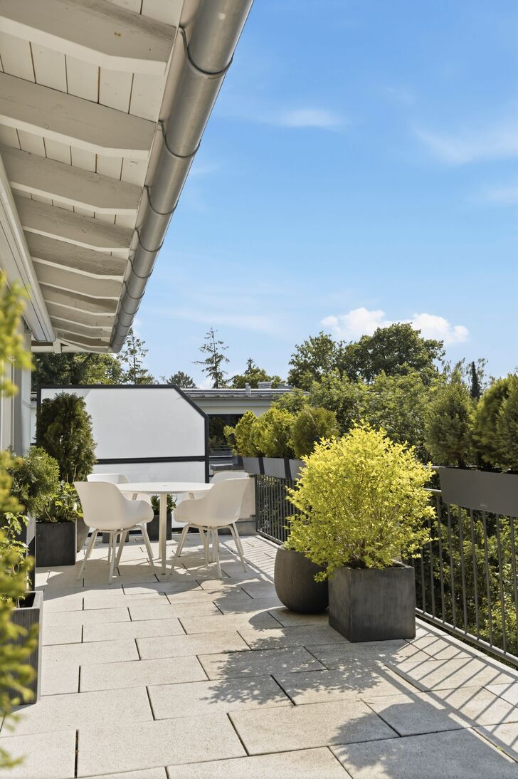 Sonnige Terrasse
