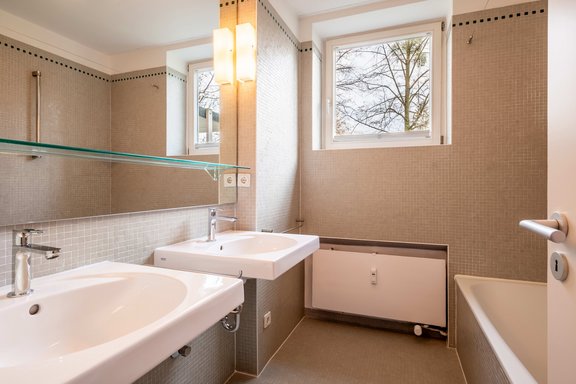 Timelessly designed bathroom