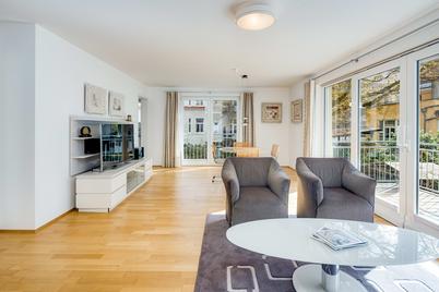 Perfekt geschnittene 4-Zimmer-Wohnung in grüner Hoflage