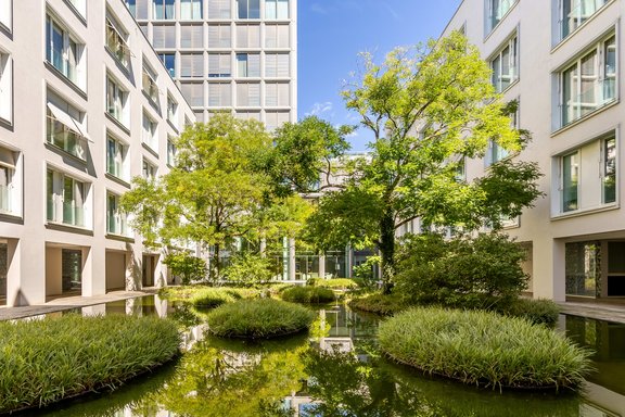 Stunning view into the atrium