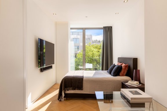 Ruhig und Blick ins Atrium