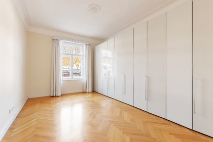 Schlafzimmer zum Hof