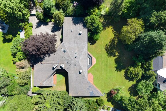 A total of 710 m² of living space