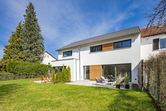 Modern-puristische Architektur