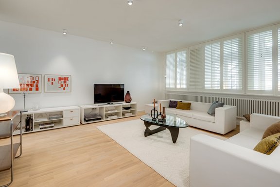 Gut geschnittener Wohnbereich