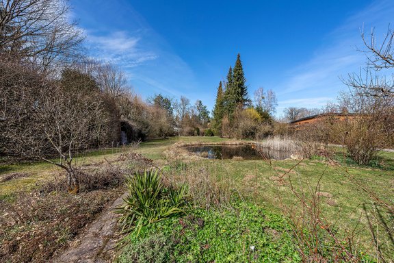 Blick über das Grundstück