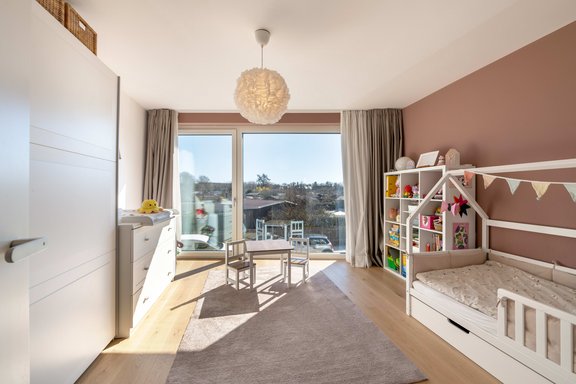 Spacious children's rooms