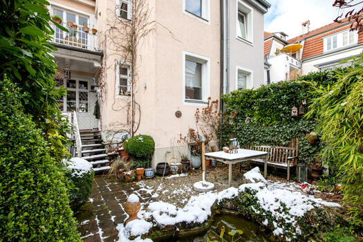 Garten mit Sitzplatz