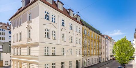 Rarität im Glockenbach: Hochklassiges Wohn-/Gewerbe-Ensemble aus frisch saniertem Altbau &amp; Neubau