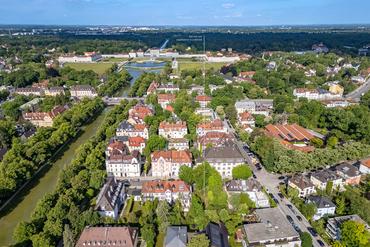 Rarität im Herzen Gern: Baugrundstück von 580 m² für Villa oder Doppelhaus