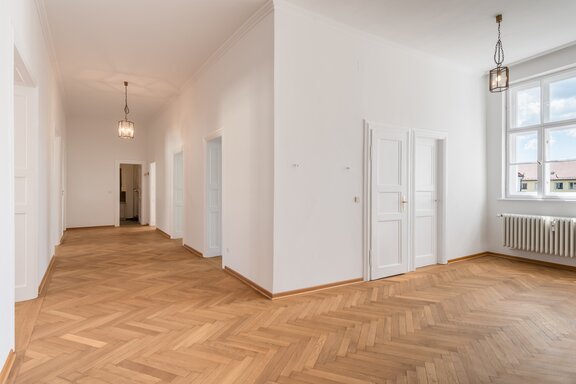 Prestigious entrance