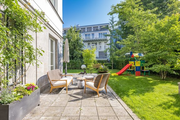 Sonniger Privatgarten