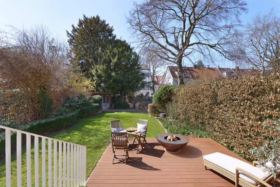 Outdoor seating with fireplace