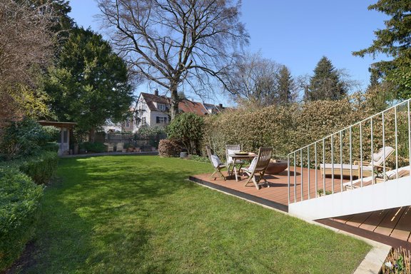 Idealer ausgerichteter Süd-West Garten