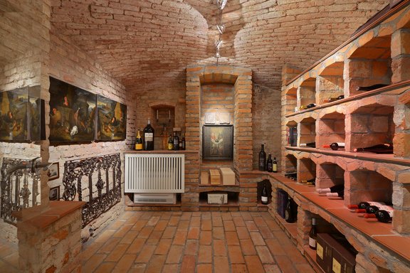 Professionell temperierter Weinkeller