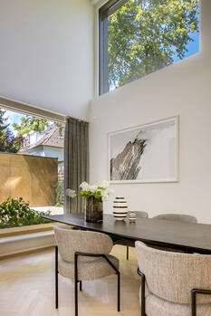 Light fullness and elegance