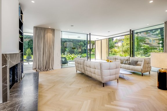 Skyframes lassen drinnen und draußen optisch miteinander verschmelzen