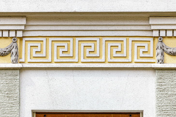 Stuckverzierte Fassade