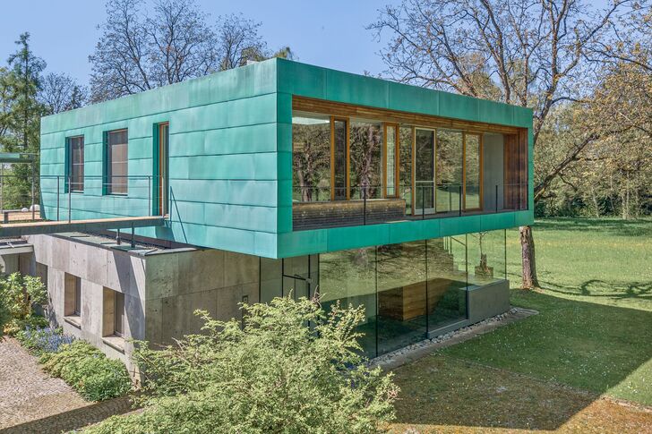 Timeless modernity and breathtaking abundance of light