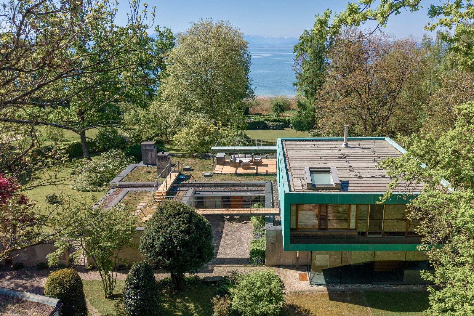 Spectacular Architect-Designed Villa