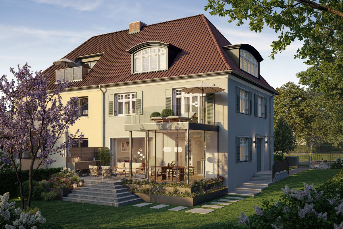 Dream location on the castle canal