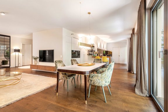 Essbereich mit Küche