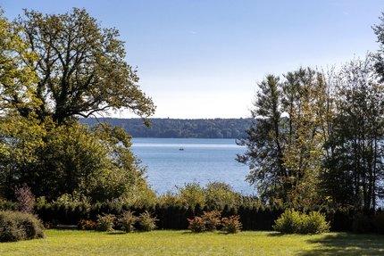 Traumhaftes Grundstück am See